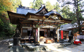 宝登山神社