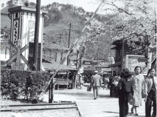 長瀞駅横踏切（旧）