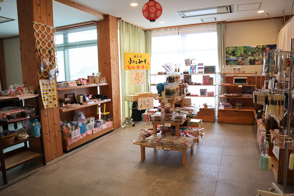 冬桜の宿神泉：売店
